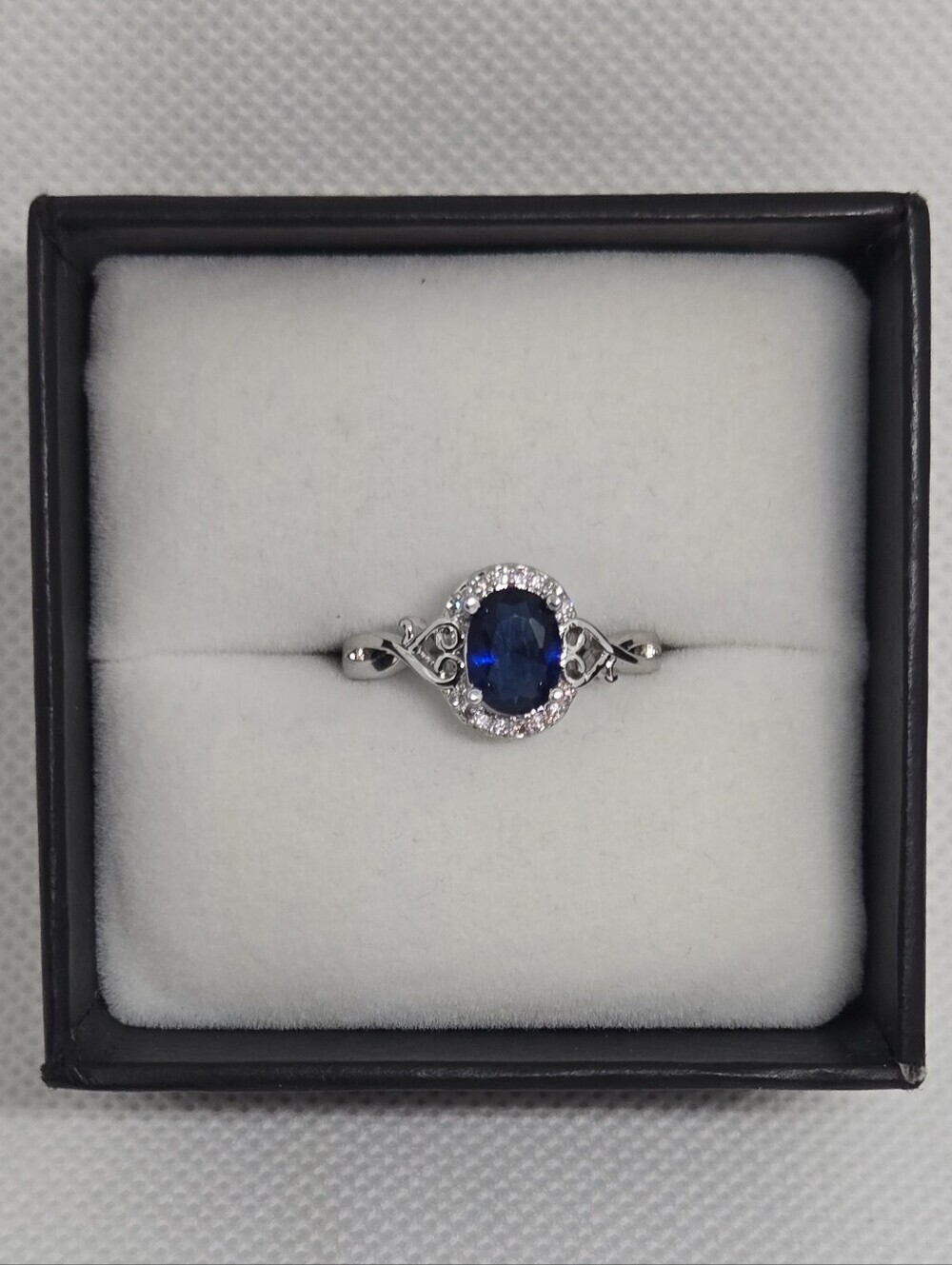Blue Sapphire Color Halo Ring Silver Tone Filigree Statement Jewelry - Picture 1 of 13